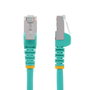 StarTech.com Cable de red Ethernet Cat6a de 0,5 m, Aguamarina, PoE++ 100W, S/FTP
