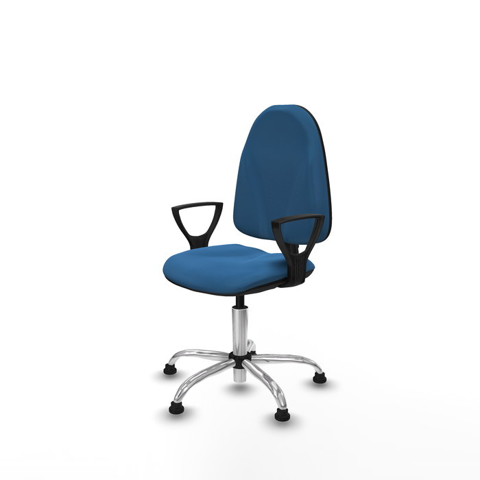 Silla de oficina Algarra con mecanismo Contacto permanente básico tapizada con Similpiel color Azul claro. Equipada con Base cromada, Brazos fijosy Topes