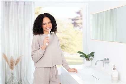 Beurer TB-30 Cepillo Dental Eléctrico Blanco, 2 Programas Limpieza y Encías Sensibles, Tecnología Oscilante y Pulsátil, Temporizador 2 Minutos