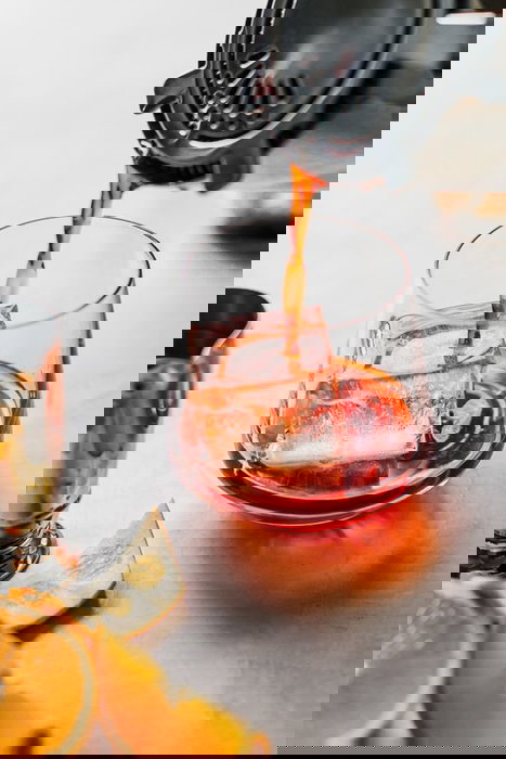 Quttin Cubitera Flexible de Silicona para 4 Cubitos de Hielo 11.3x11.3x5 cm (24 Unidades)