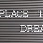Ixia Mural de Pared Gris de PVC con Letras Incluidas