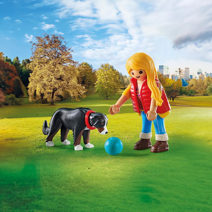 Playmobil Mujer con perro de montaña My Life Playmobil Mujer con perro de montaña My Life