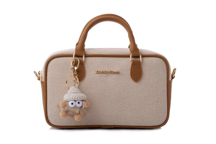Lucky Bees Bolsa de Hombro Color Tan 100% Cuero de Polivinilo