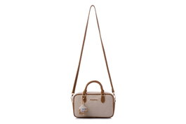 Lucky Bees Bolsa de Hombro Color Tan 100% Cuero de Polivinilo