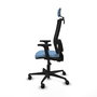Silla de oficina Bormate con mecanismo Asincro tapizada con Tela color Azul cielo y malla color Negro. Equipada con lumbar 1D, Brazos 2D, Cabecero 2D y Ruedas 65mm nailon