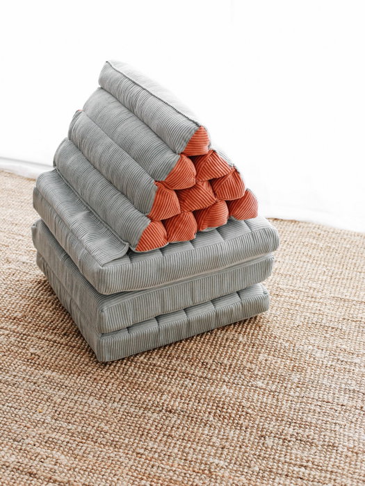 Atelier Del Sofa Katlanan Cojín de Terciopelo Azul, Suave y Elegante, Ideal para Sofá o Cama, 55x55x60 cm