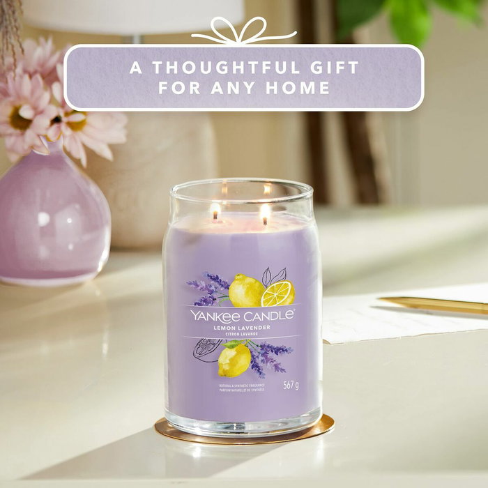 Yankee Candle Signature Lemon Lavender Vela en Frasco Grande 567g Yankee Candle Signature Lemon Lavender Vela en Frasco Grande 567g