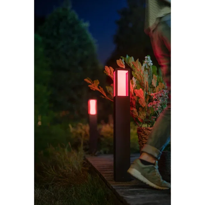 Philips Hue Impress Lámpara de poste para exteriores LED, negro Philips Hue Impress Lámpara de poste para exteriores LED, negro