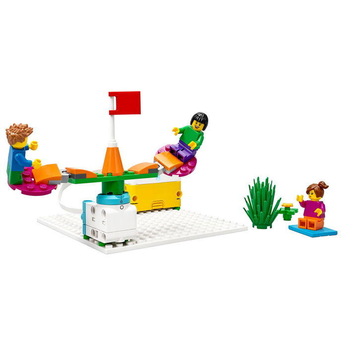 LEGO Education SPIKE Essential Set de 449 Piezas para Aprendizaje STEAM, 4 Minifiguras, Hub Inteligente, Motores, Sensor de Color y Caja de Almacenamiento