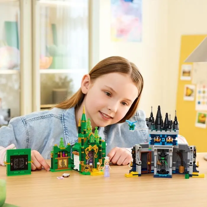 LEGO Wicked 75689 Ciudad Esmeralda y Castillo Kiamo Ko Juguete de Construcción para Niños de 9 años