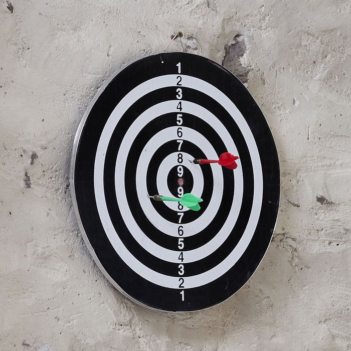 Mister Gadget Juego de Dardos con 4 Dardos de Metal Colección Vintage