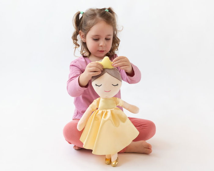 KioKids Peluche Princesa Dorada Muñeca de Tela Niños +10 Meses Vestido Amarillo 40cm KioKids Peluche Princesa Dorada Muñeca de Tela Niños +10 Meses Vestido Amarillo 40cm