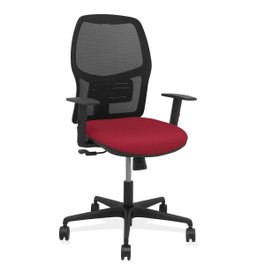 PIQUERAS Y CRESPO Silla Alfera con mecanismo sincro, malla negra y asiento granate