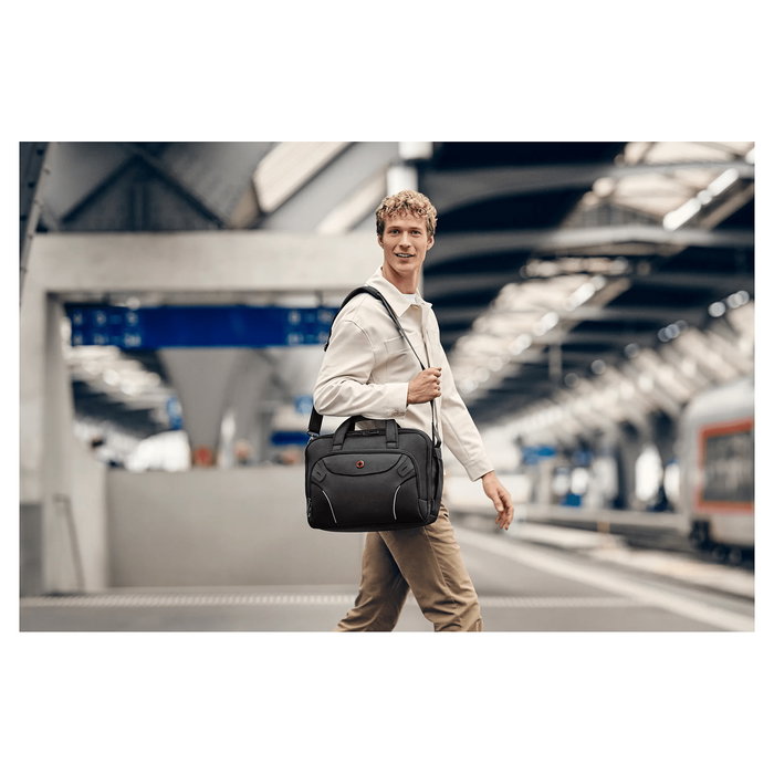 Wenger 653497 Maletín para portátil de hasta 16 pulgadas con bolsillo para tableta, color negro