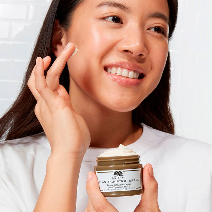 Origins PLANTSCRIPTION SPF25 power anti-aging cream 50 ml - Crema Antiedad Hidratante Antiarrugas con Protección Solar Media - IlNILN43909 Origins PLANTSCRIPTION SPF25 power anti-aging cream 50 ml - Crema Antiedad Hidratante Antiarrugas con Protección Solar Media - IlNILN43909