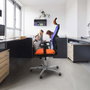 PIQUERAS Y CRESPO Silla de oficina Jorquera con mecanismo Sincro/Traslack Gris y Blanco