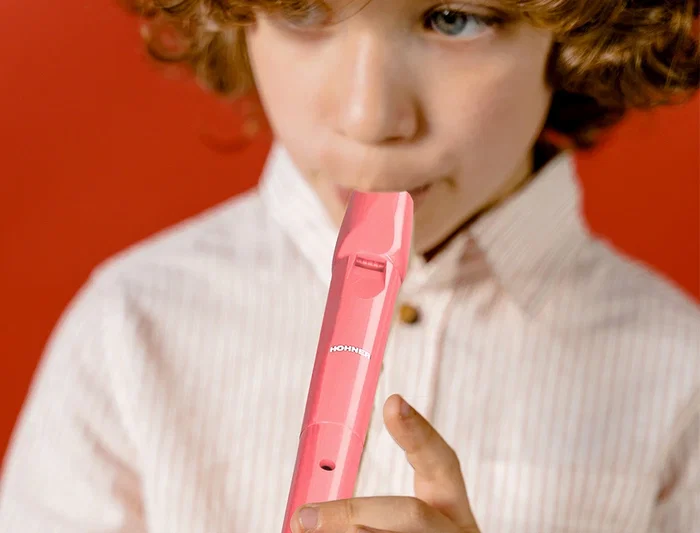 Hohner Flauta dulce 9508 color coral funda verde y transparente para educación musical