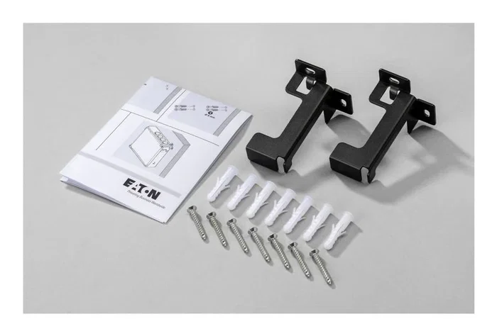 Eaton 3P700I Sistema de Alimentación Ininterrumpida (UPS) En Espera (Offline), 0.7 kVA / 420W, Forma de Onda Progresivo, 4 Salidas AC, Color Negro, Torre