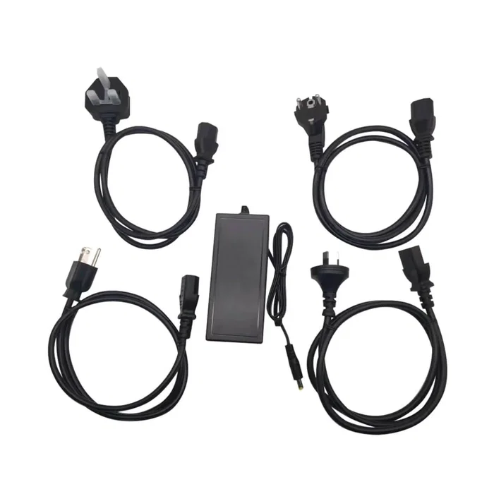 Eaton Tripp Lite N785-INT-PLCMM1 Convertidor de Medio Fibra/Cobre Gigabit 1000 Mbit/s 850nm, PoE+ (802.3at), 550m, LC, Negro