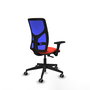 Silla de oficina Motilla con mecanismo Sincro tapizada con Tela color Naranja oscuro y malla color Azul. Equipada con lumbar 1D, Brazos 3D y Ruedas 65 mm parqué