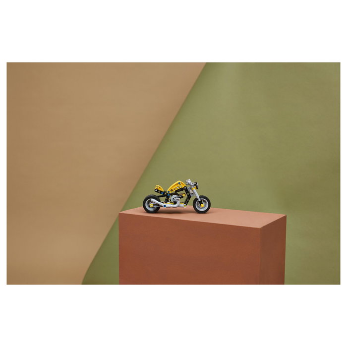 LEGO Technic Moto Amarilla 42225