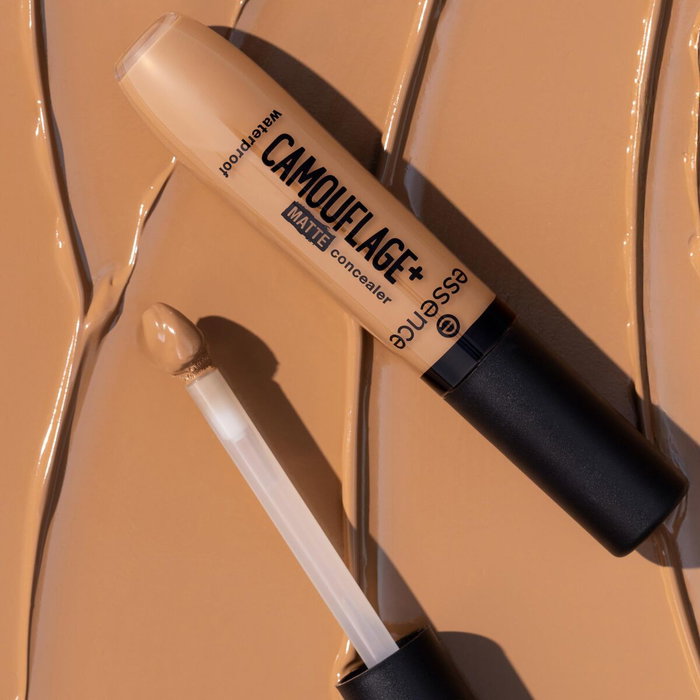 Essence CAMOUFLAGE+ MATT Corrector Waterproof #230 8 ml