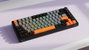 Savio ASTRAL Black Outemu White Jade RGB con 3 colores de keycaps
