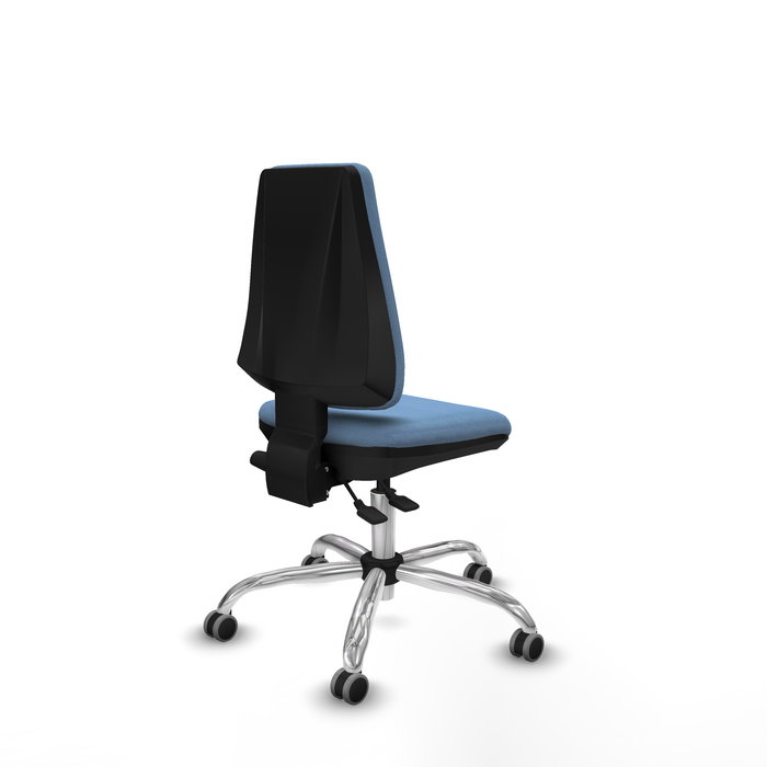 Silla de oficina Elche con mecanismo Asincro tapizada con Tela color Azul cielo. Equipada con Base cromada, Sin brazos y Ruedas 65 mm parqué