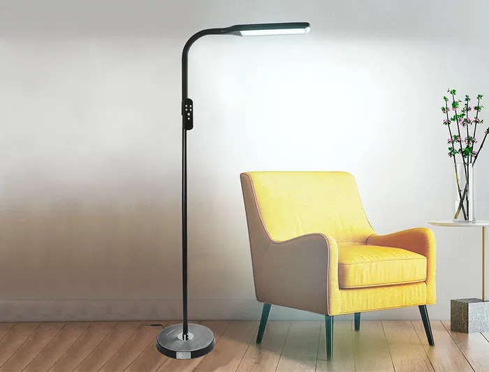 Q-connect Lámpara de Suelo LED 15W 850 Lm Regulable 3 Niveles Brillo Cuello Flexible Control Remoto Negro