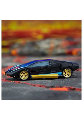 Hasbro Transformers Generations Legacy United Armada Universe Wheeljack Deluxe Class