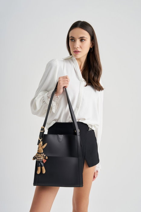 Lucky Bees Bolso tote 352 Negro Piel de Polivinilo 28x10x31 cm con 4 bolsillos interiores Lucky Bees Bolso tote 352 Negro Piel de Polivinilo 28x10x31 cm con 4 bolsillos interiores