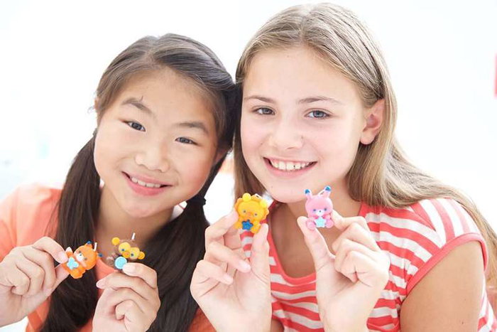 Hape Taller de Mini Velas de Animales para Niños +8 Años