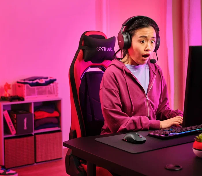 Trust Gaming GXT 926 Redex II Ratón Gaming Inalámbrico para Mano Derecha, Sensor Láser 10000 DPI, Batería Recargable, RGB, 6 Botones Programables, Negro