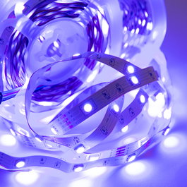 Kit Tira LED RGB 15 metros 108W 4.500Lm 450 LEDs con Transformador, Controlador y Control Remoto