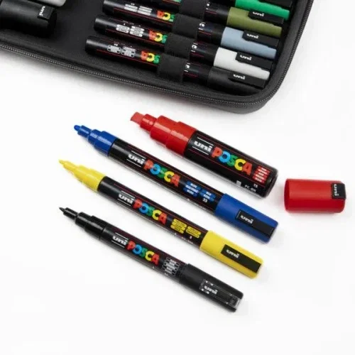 POSCA Maletín Premium de 40 Marcadores Surtidos