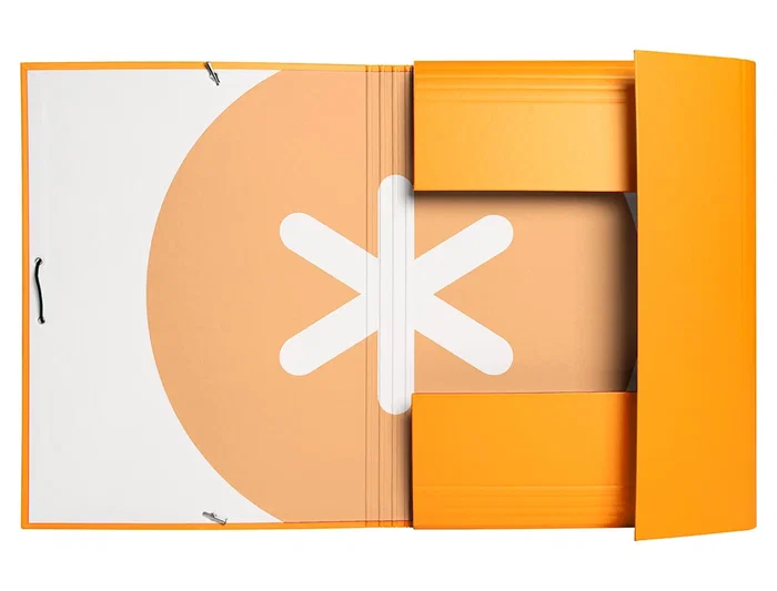 Antartik Carpeta con Gomas Tres Solapas Cartón Forrado A4 Color Mostaza 215x315 mm