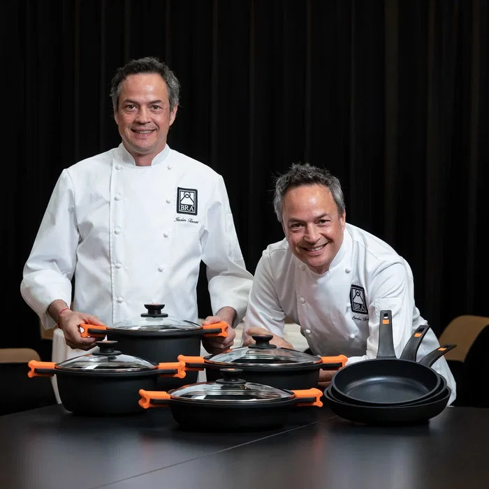 BRA A271224 Sartén Efficient Ø24cm Aluminio Forjado Antiadherente Aptas Inducción y Lavavajillas - Negro y Naranja