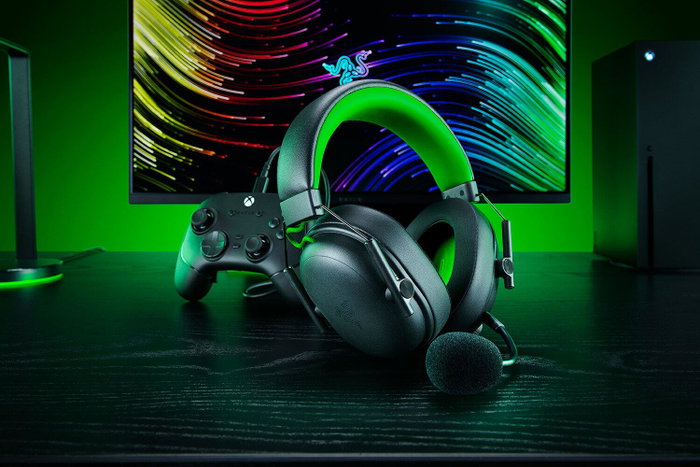 Razer BlackShark V3 Pro Xbox Auriculares Inalámbricos Verde y Negro RZ04-05420200-R3M1