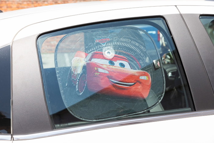 Licensing Par de Cortinas Laterales Disney Cars 44x35 cm Licensing Par de Cortinas Laterales Disney Cars 44x35 cm