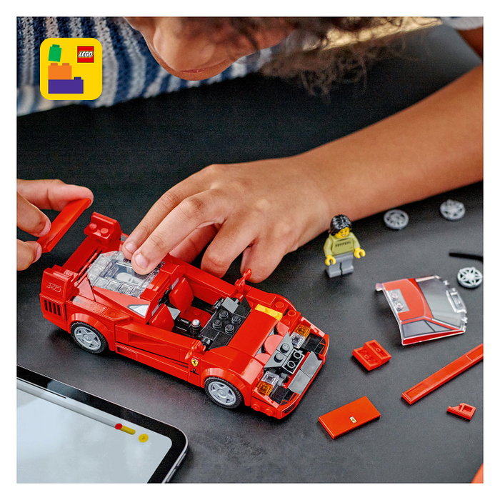 LEGO Speed Champions Ferrari F40 76934, Modelo de Colección para Construir con Minifigura Piloto, Coche de Juguete de Carreras para Niños 9+ Años