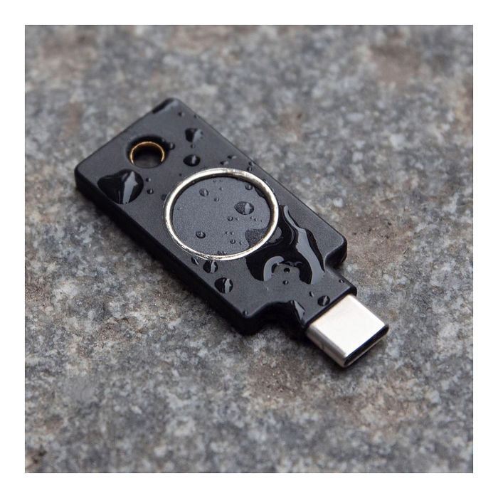 YUBICO YubiKey C Bio FIDO Edition Llave de Seguridad USB Tipo C para Windows, macOS, Chrome OS, Linux