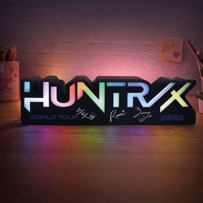 KIDS LICENSING Lámpara Multicolor Logo Huntrix K-Pop Demon Hunters Recargable USB-C