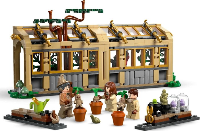 LEGO Harry Potter 76445 Castillo de Hogwarts: Clase de Herbología LEGO Harry Potter 76445 Castillo de Hogwarts: Clase de Herbología