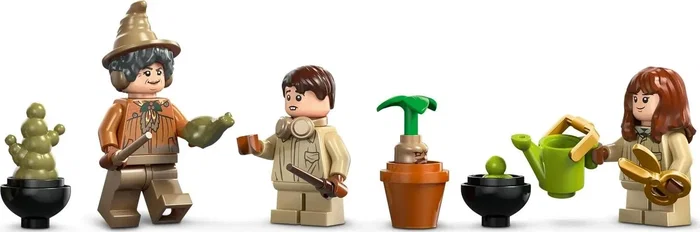 LEGO Harry Potter 76445 Castillo de Hogwarts: Clase de Herbología LEGO Harry Potter 76445 Castillo de Hogwarts: Clase de Herbología