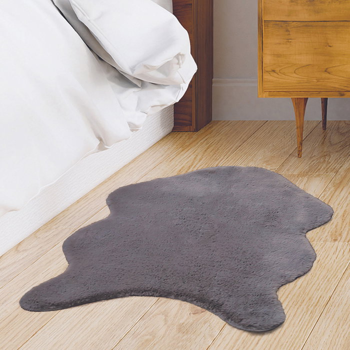 Home Deco Factory Alfombra Pelo Gris Imitación Piel Forma Animal Suave 60x90 cm
