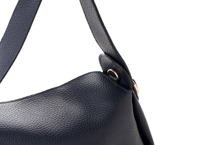 Vince Camuto Trieste - Bolso Azul Marino de Piel de Polivinilo, Elegante y Sofisticado, Ideal para Cualquier Ocasión, 29x11x16cm