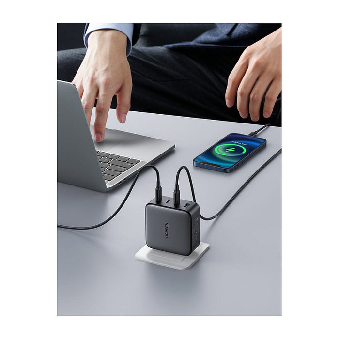 Ugreen 40747 Cargador de 100 W con 3 Puertos USB Tipo C Negro