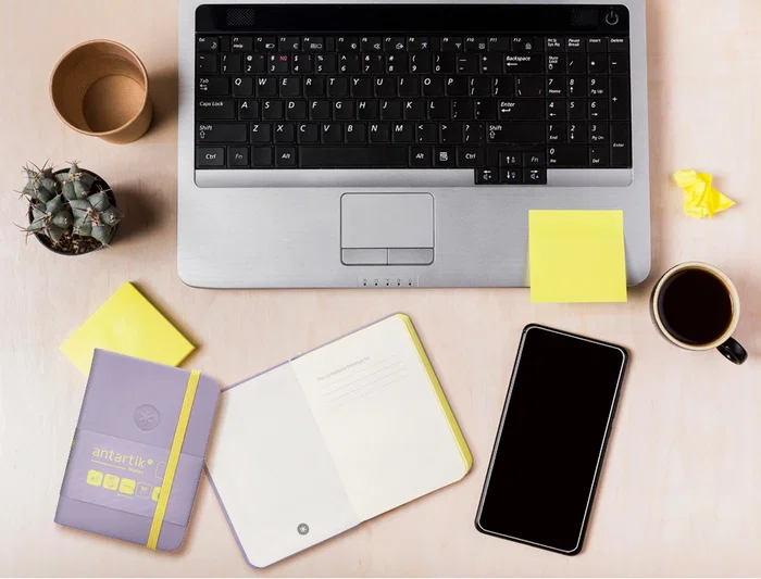 Antartik Cuaderno A7 Tapa Dura Hojas Lisas Morado y Amarillo 80 Hojas 80gr FSC Antartik Cuaderno A7 Tapa Dura Hojas Lisas Morado y Amarillo 80 Hojas 80gr FSC