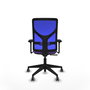 Silla de oficina Motilla con mecanismo Sincro tapizada con Tela color Lila y malla color Azul. Equipada con lumbar 1D, Brazos 3D y Ruedas 65 mm parqué