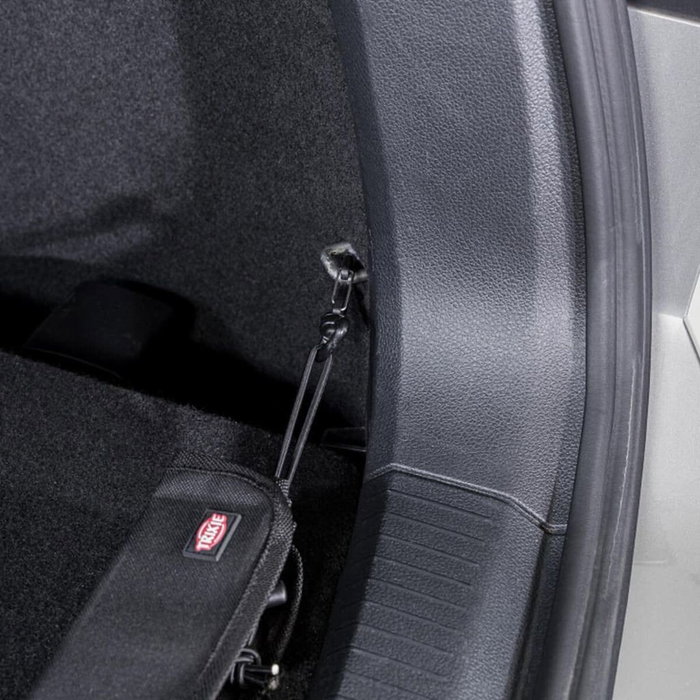 Funda Protectora de Coche para Mascotas Trixie Negro